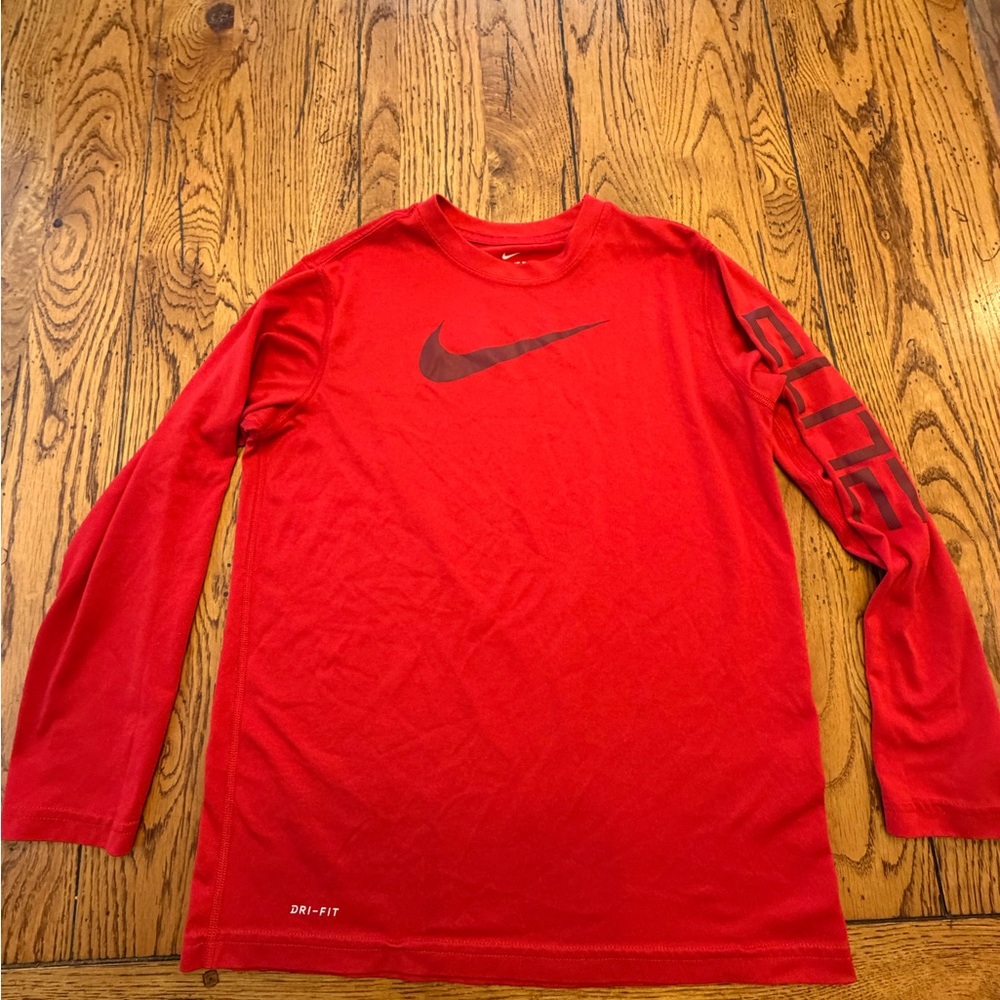 Nike kids Long Sleeve T Shirt sz M (8/10)